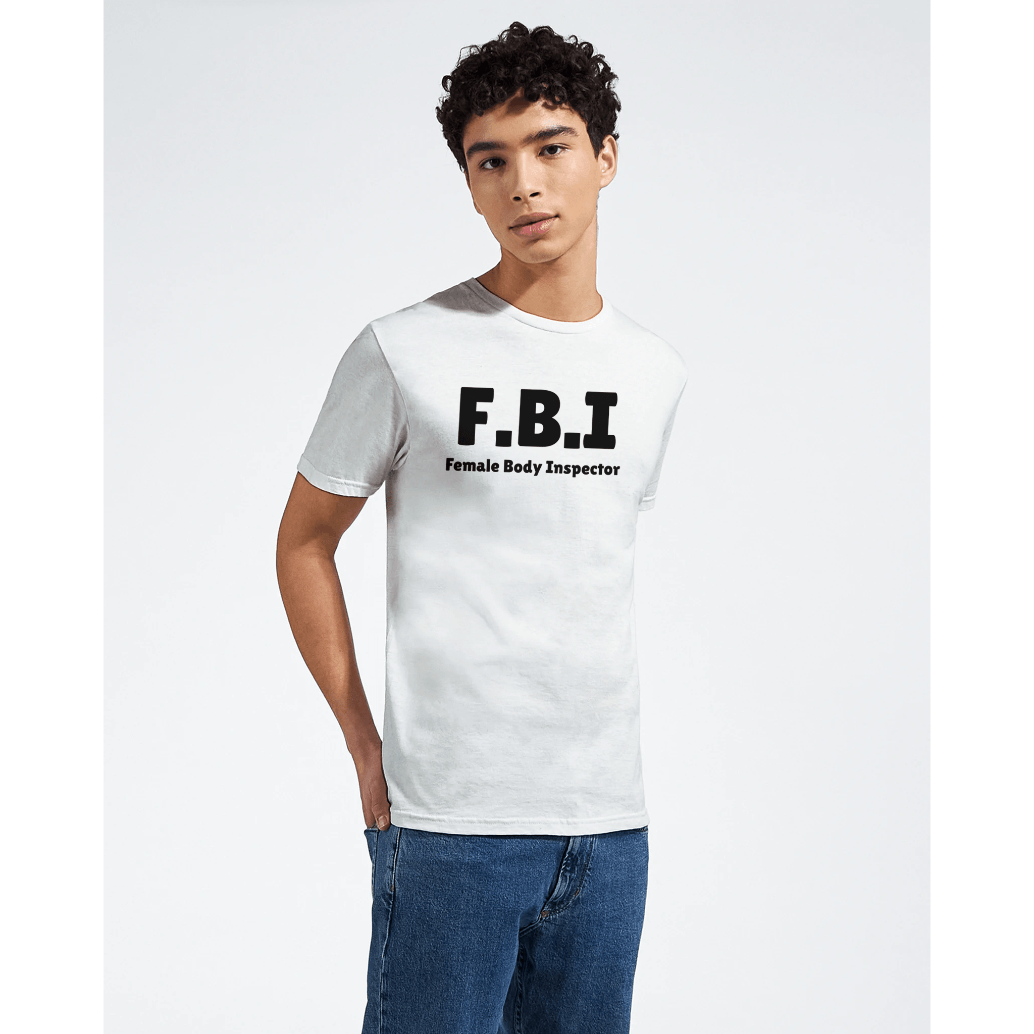 FBI - Female Body Inspector ❌ T-SHIRT - Danske Bluser